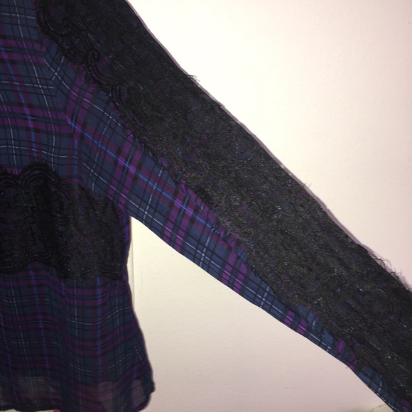 Kardashian Kollection Blouse - Picture 3 of 3